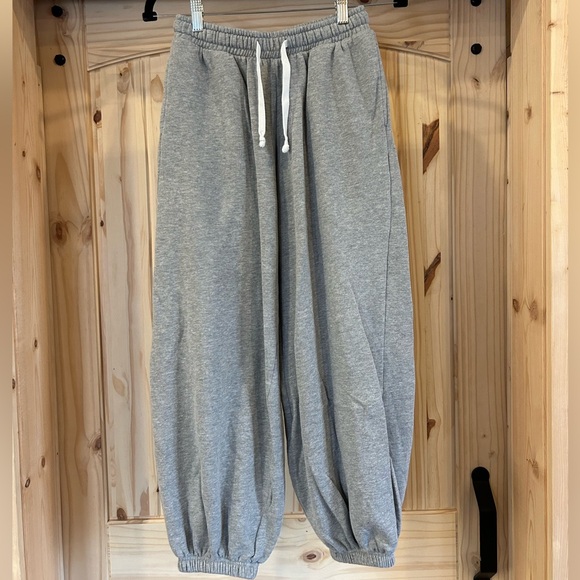 Urban Outfitters Jogger - Picture 1 of 4